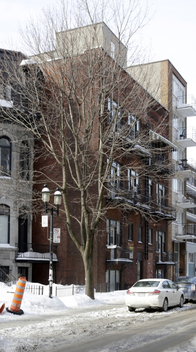 3454 Aylmer in Montréal, QC - Building Photo