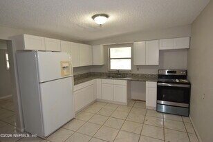 2953 W 9th St in Jacksonville, FL - Building Photo