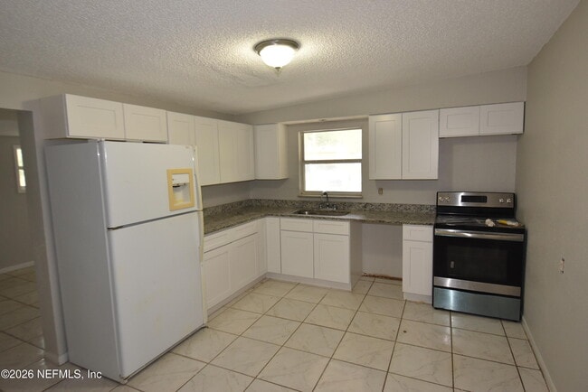 property at 2953 W 9th St