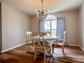 12 Valley View Cir in Bentonville, AR - Building Photo - Building Photo