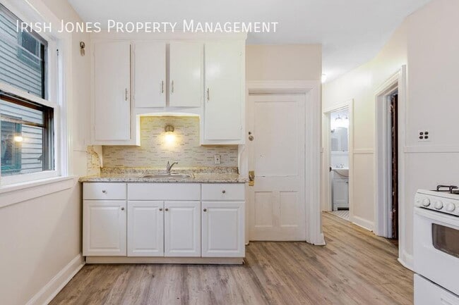 104 Grote St in Buffalo, NY - Building Photo - Building Photo