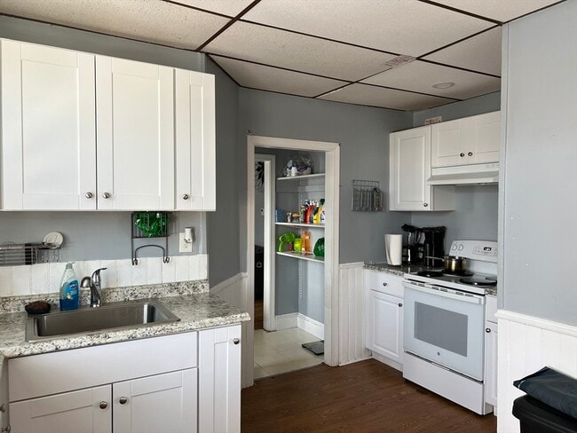 7 Beacon St in Attleboro, MA - Building Photo - Building Photo
