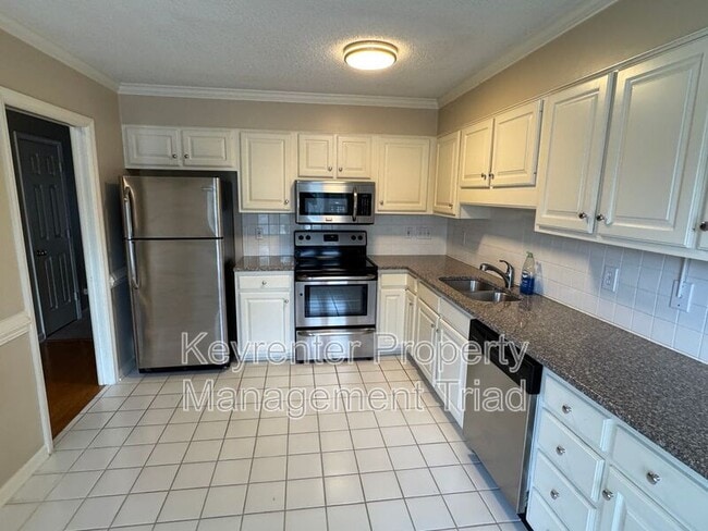 5415 Winters Way in Greensboro, NC - Building Photo - Building Photo