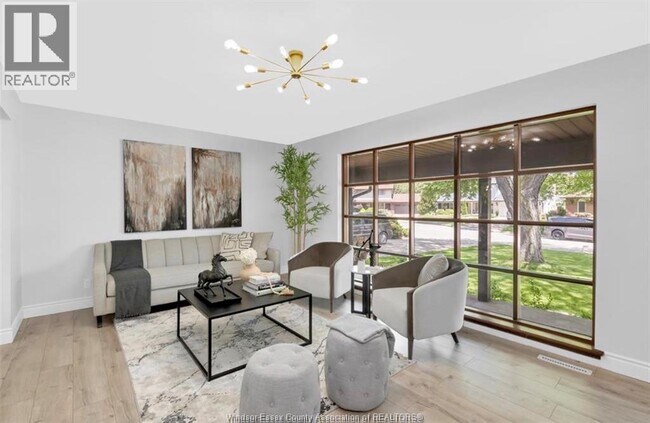 3045 Claxton Ct in Windsor, ON - Building Photo - Building Photo