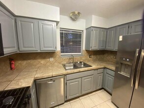 17626 Telegraph Creek Dr in Spring, TX - Foto de edificio - Building Photo