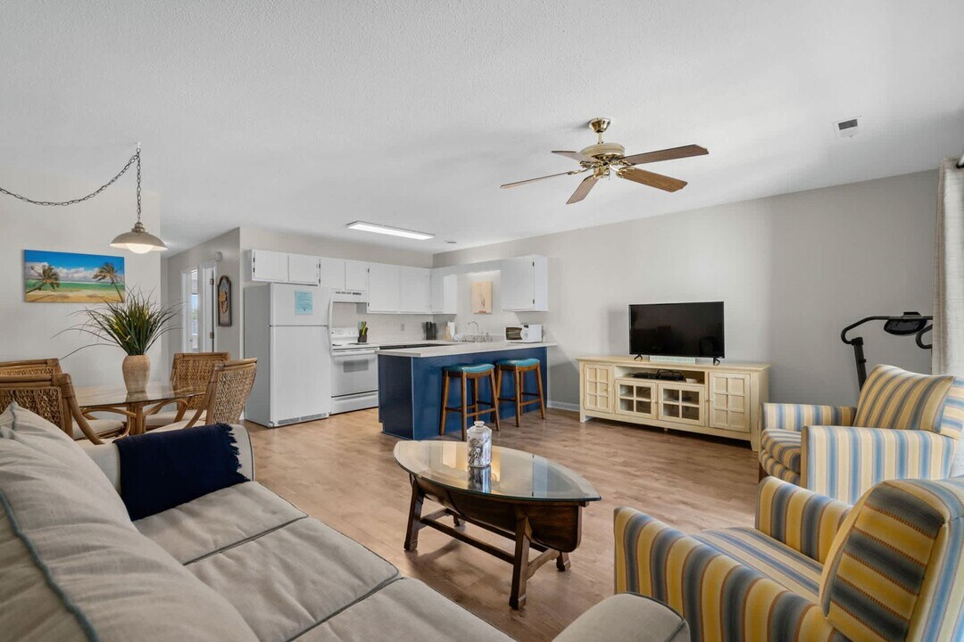 1881 Colony Dr in Myrtle Beach, SC - Building Photo
