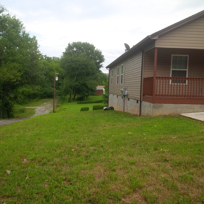 1506 Greenwood Rd in Chattanooga, TN - Building Photo - Building Photo