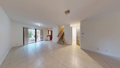 235 W Chrystie Cir in Delray Beach, FL - Building Photo - Building Photo