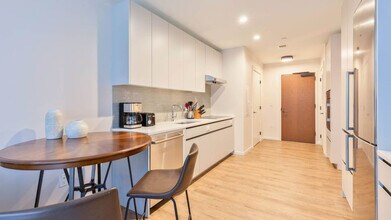 131 Seaport Blvd, Unit SI FL9-ID1389217P in Boston, MA - Foto de edificio - Building Photo