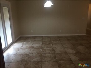 1140 Hilltop Dr in San Marcos, TX - Building Photo - Building Photo
