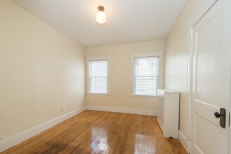 41 Champney St, Unit 2 in Boston, MA - Building Photo - Building Photo