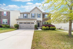 6702 Carradale Way in Charlotte, NC - Building Photo