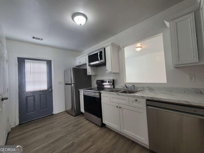 1043 Wheel House Ln in Monroe, GA - Building Photo - Building Photo
