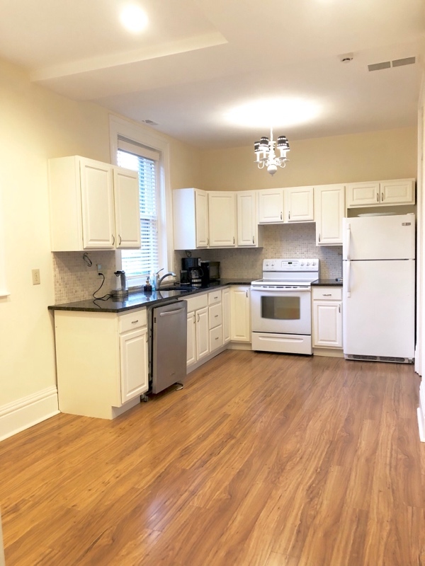 property at 2331 Park Ave