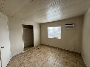 416 Monterey St in Bakersfield, CA - Building Photo - Building Photo