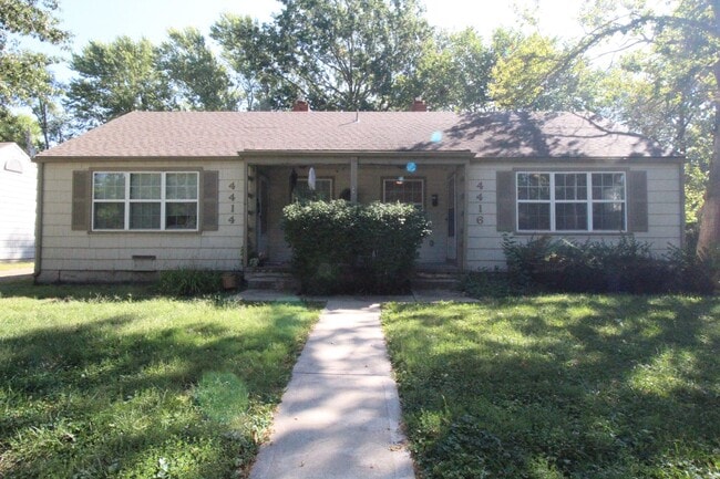 property at 4414 S Parkway Dr