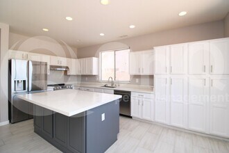 3834 E Cavalry Ct in Gilbert, AZ - Building Photo - Building Photo