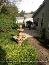 4526 SE Heron Loop in Lincoln City, OR - Building Photo - Building Photo