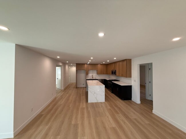 4960 Rockford Dr in San Diego, CA - Building Photo - Building Photo