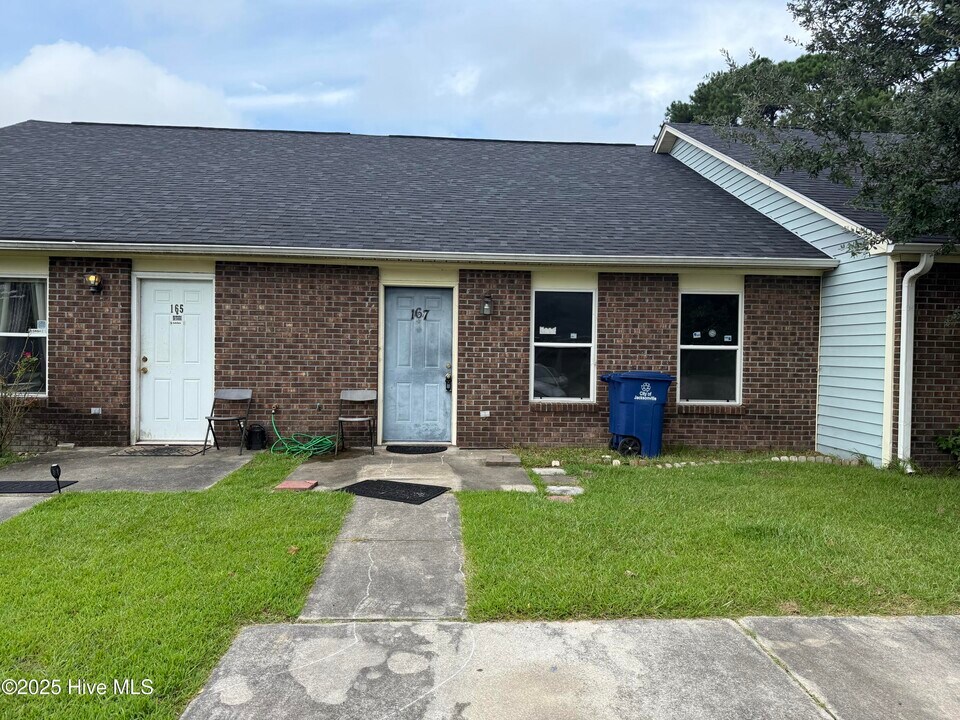 167 Marlene Dr in Jacksonville, NC - Building Photo