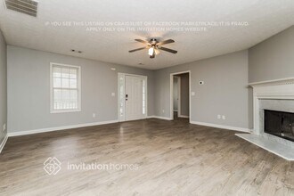 1004 Buttercup Ln in Locust Grove, GA - Building Photo - Building Photo