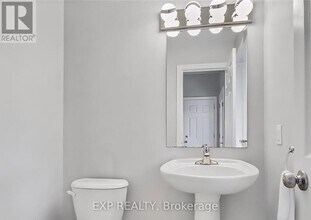 634 Paul Métivier Dr. in Ottawa, ON - Building Photo - Building Photo