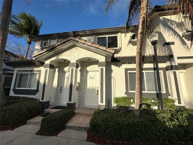 property at 2221 SE 24th Pl