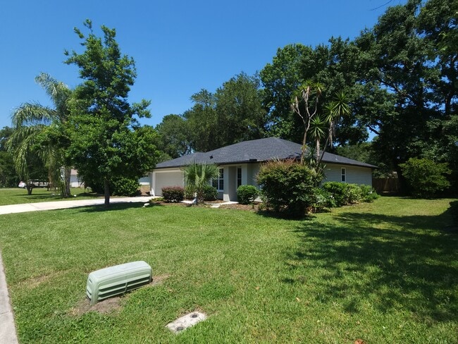 95180 Twin Oaks Ln in Fernandina Beach, FL - Building Photo - Building Photo