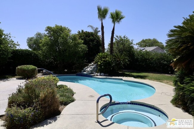 68185 Modalo Rd in Cathedral City, CA - Building Photo - Building Photo