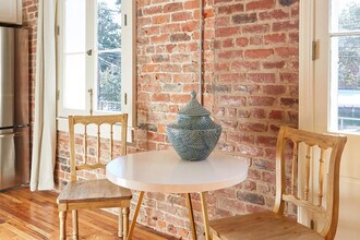 427 Esplanade Ave in New Orleans, LA - Building Photo - Building Photo