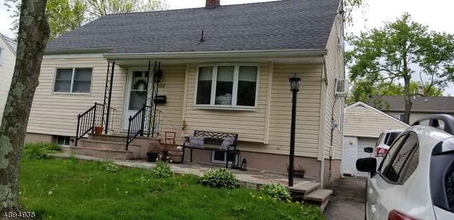 property at 662 Grove St
