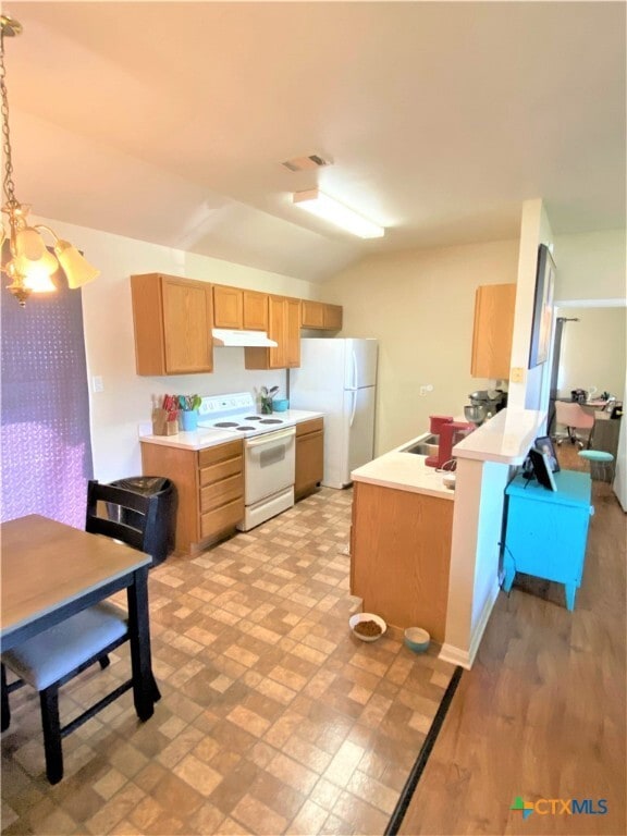 1311 E Downs Ave in Temple, TX - Foto de edificio - Building Photo
