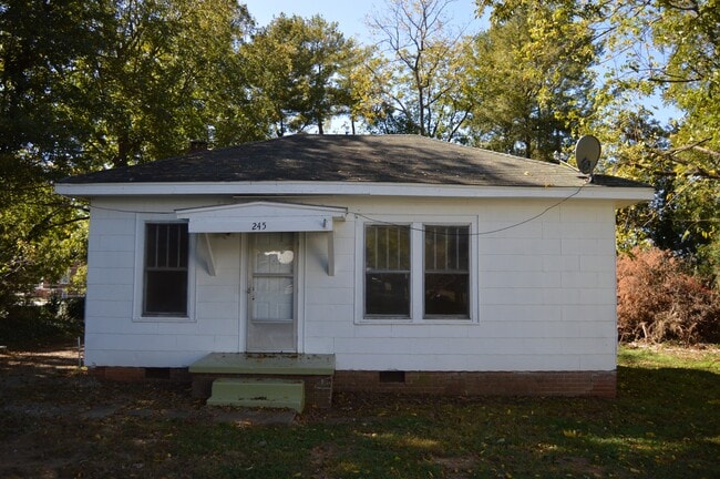 property at 245 N Main St