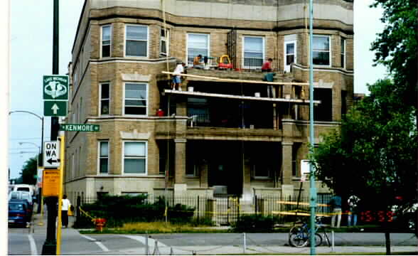 5131 N Kenmore Ave in Chicago, IL - Foto de edificio