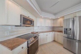 888 Blvd of the Arts in Sarasota, FL - Building Photo - Building Photo