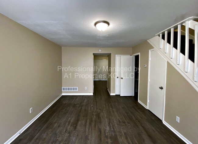 Grandview Heights in Grandview, MO - Foto de edificio - Floor Plan