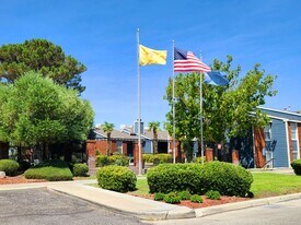 High Range Village in Las Cruces, NM - Building Photo