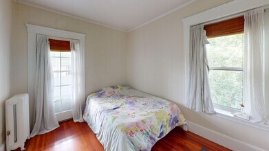 91 Fuller St in Brookline, MA - Foto de edificio - Building Photo