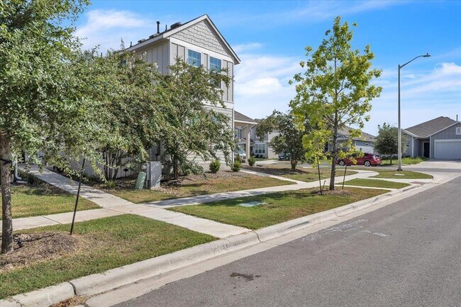 100 Fabion St in Niederwald, TX - Building Photo - Building Photo