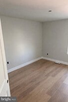 166 East Ave in Pitman, NJ - Building Photo