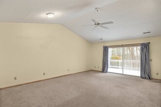 1685 Riva Ridge Dr in Mansfield, OH - Building Photo - Building Photo