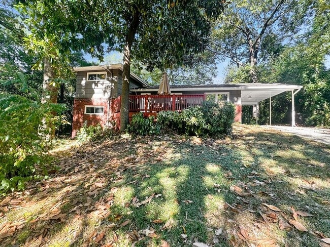 property at 3068 Janice Ct