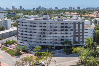 Excelsior Condominium in Miami, FL - Building Photo - Building Photo