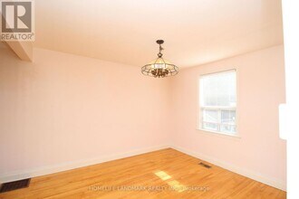 15 Craigmore Crescent in Toronto, ON - Building Photo - Building Photo