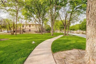 3212 Riverwood Dr in Fort Worth, TX - Building Photo - Building Photo