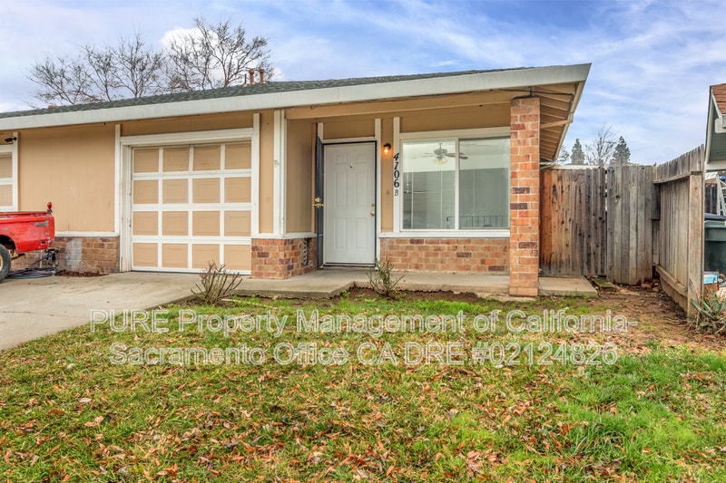 4706 Hayford Way in Sacramento, CA - Building Photo