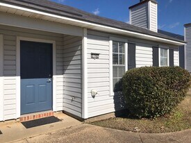 3142 Cedar Creek Dr in Shreveport, LA - Building Photo