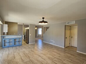 5861 N Moonbrook Rd in Tucson, AZ - Building Photo - Building Photo