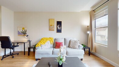 545 Bedford St in Stamford, CT - Building Photo - Building Photo