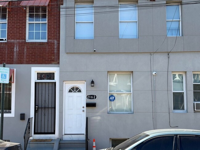 property at 2162 E Cambria St